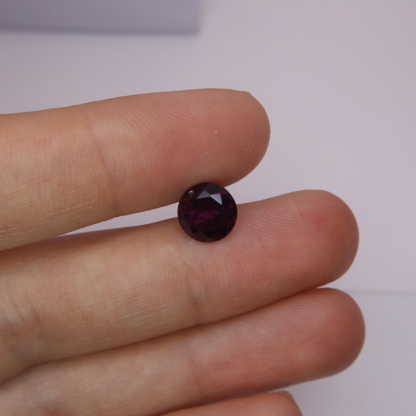 8mm Rhodolite Garnet 3 Carat Round Cut, Facet Loose Purple Garnet