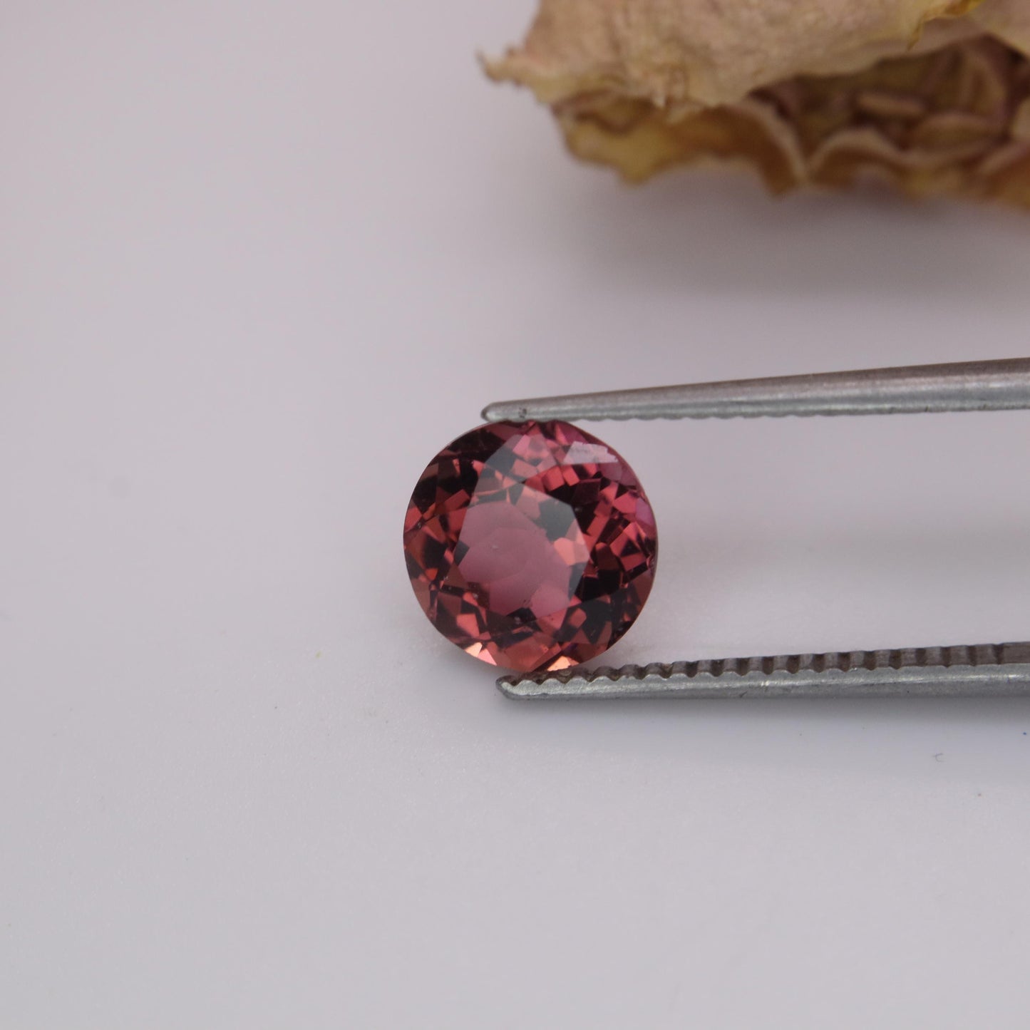 8mm Reddish Pink Tourmaline 2 Carat Round Cut, Faceted Loose Gemstone for Jewelry Setting