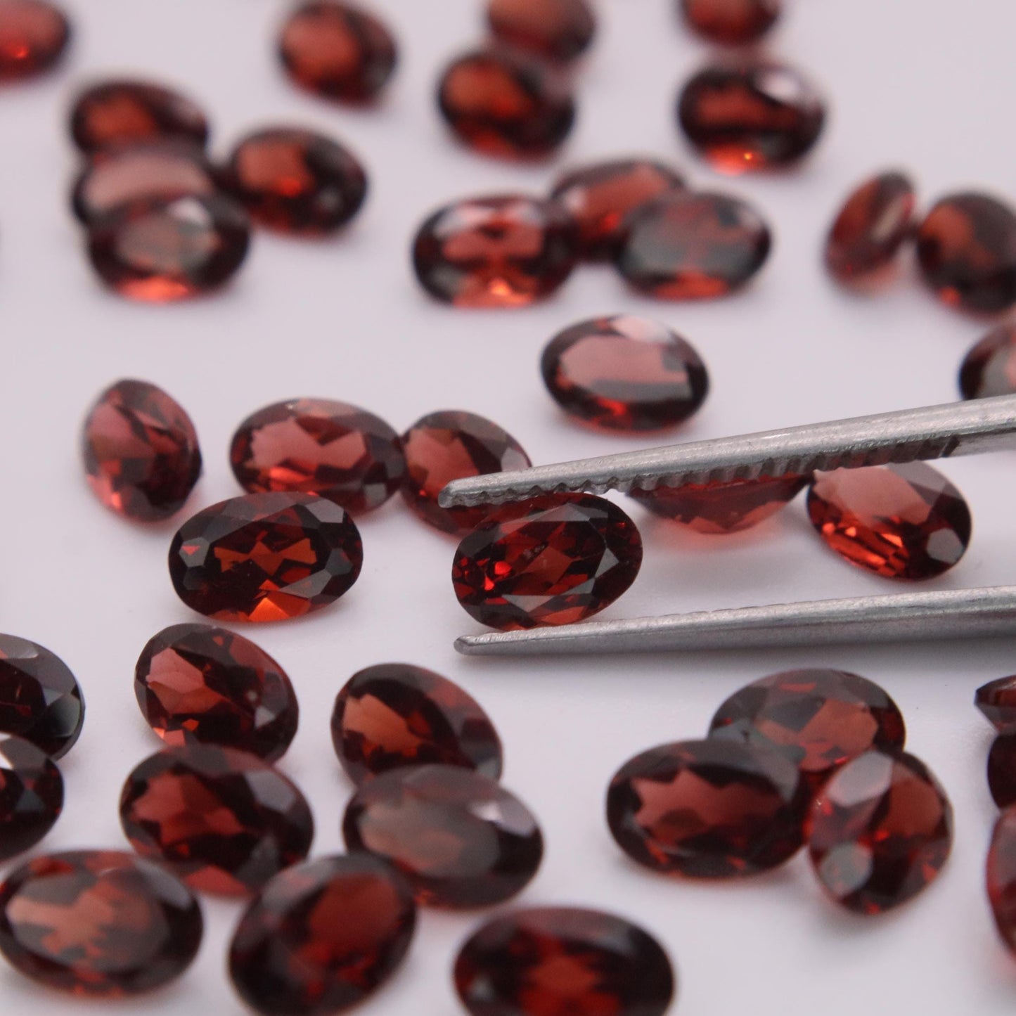 One 6x4mm Red Garnet Oval Cut, Faceted Loose Gemstone