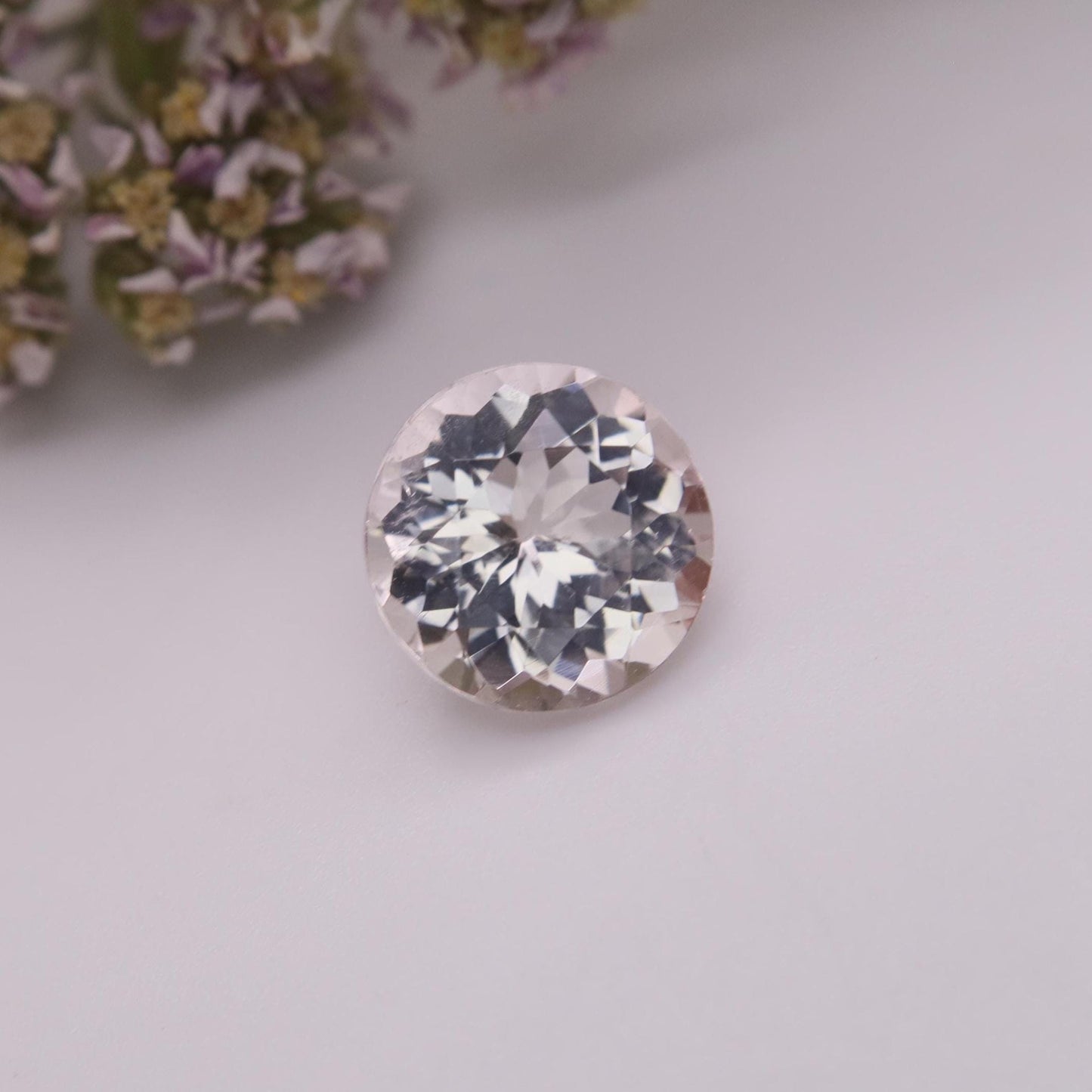 10mm Light Pink Morganite 3.44 carat Round Cut, Faceted Loose Gemstone