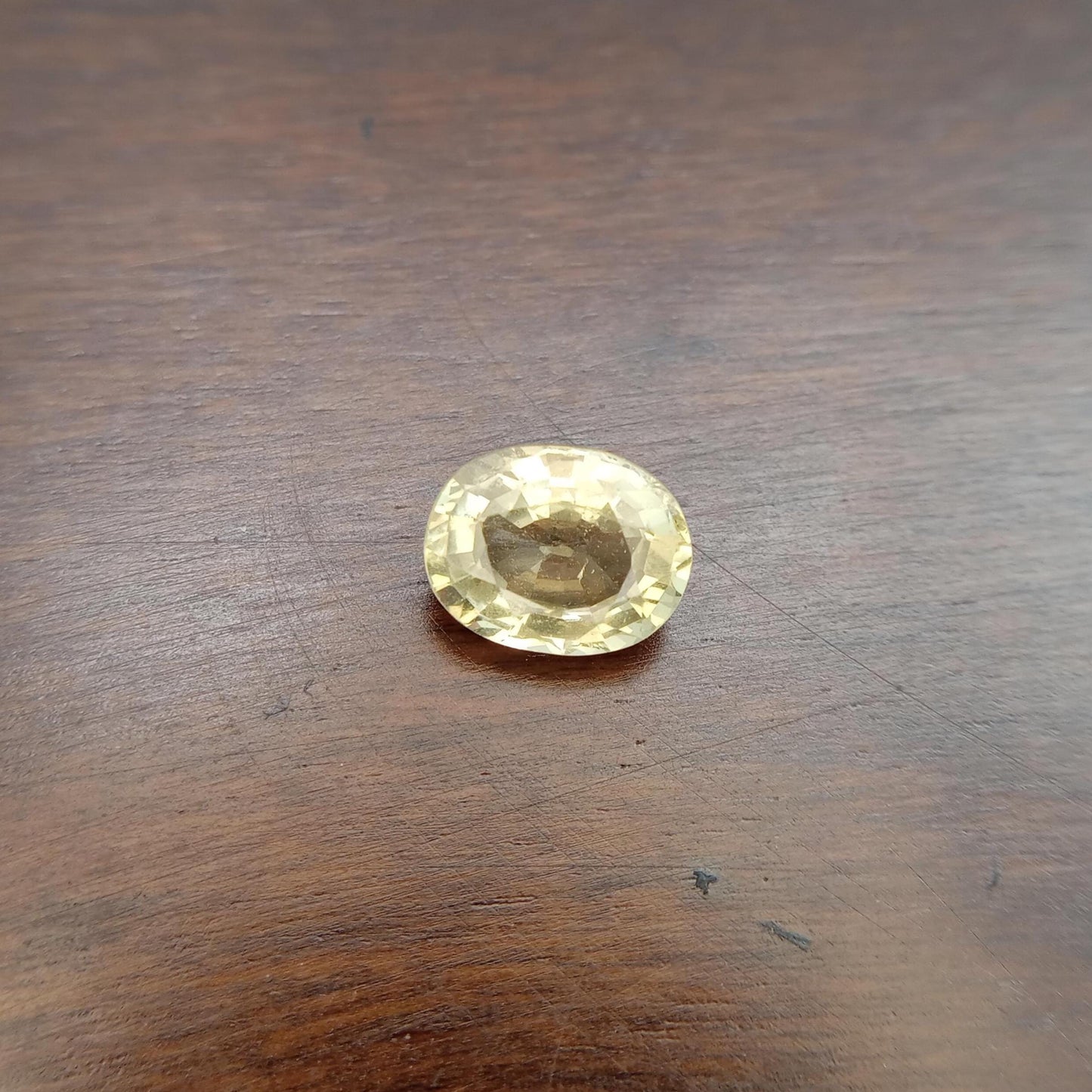 Yellow Green Sapphire 2.14 carat 8.4x6.5mm Oval Cut, Heated