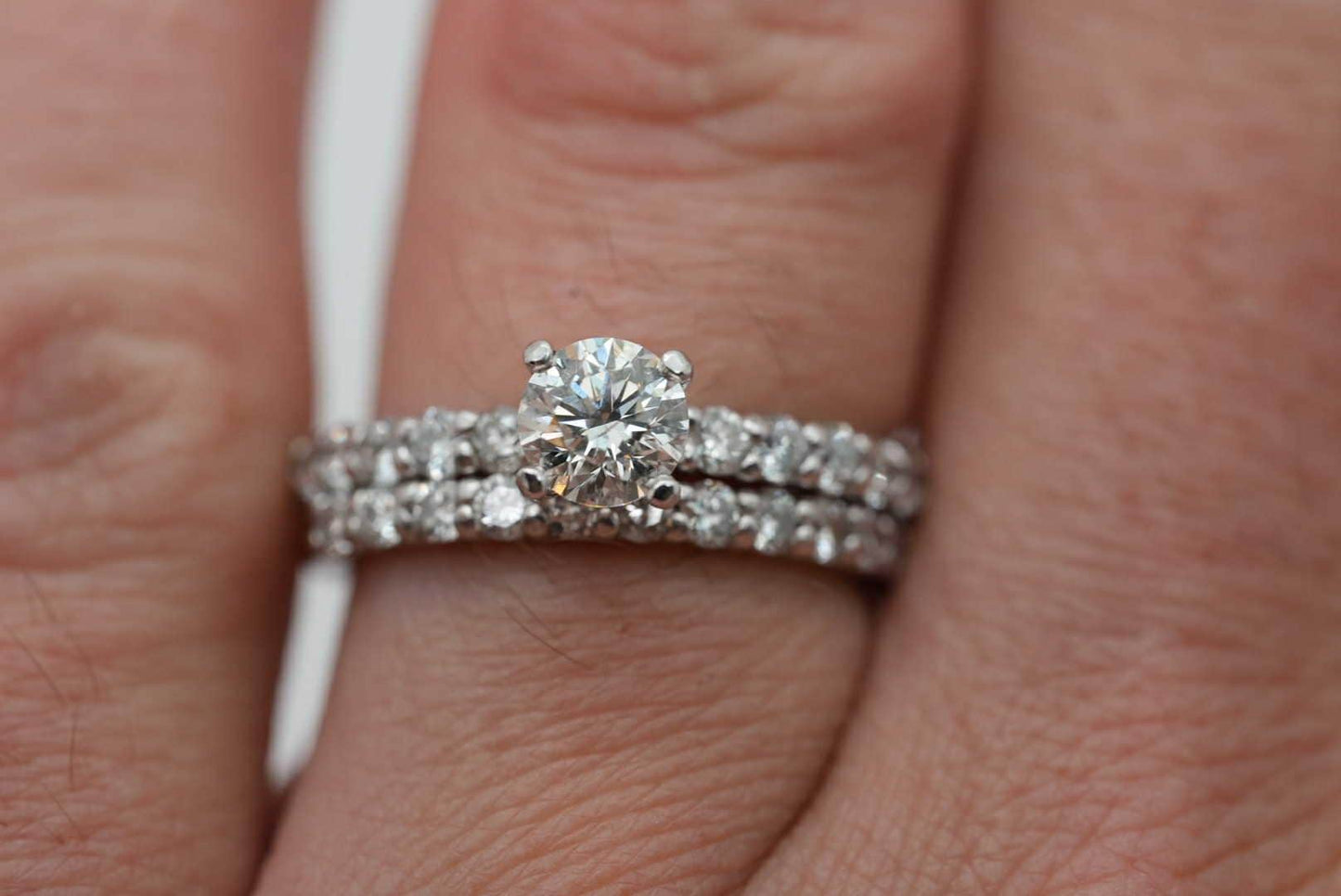 Gorgeous 950 platinum and genuine diamond wedding ring engagement set Round Brilliant size 5