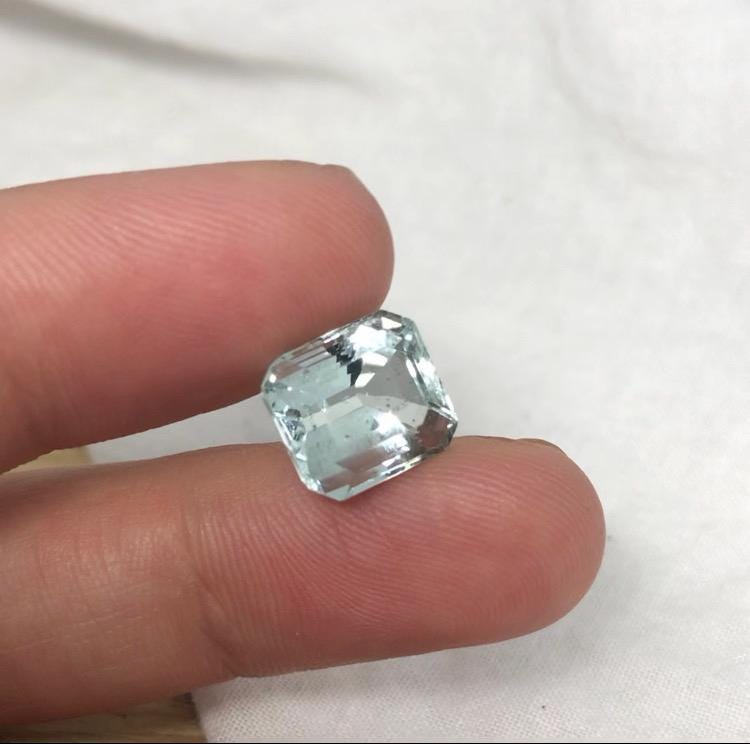 5.59 carat Light Blue Aquamarine 11.3x9.7mm Natural Light Blue Gem Rectangle Cut Loose Faceted Gemstone Beryl