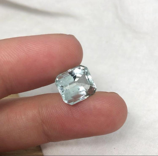 5.59 carat Light Blue Aquamarine 11.3x9.7mm Natural Light Blue Gem Rectangle Cut Loose Faceted Gemstone Beryl