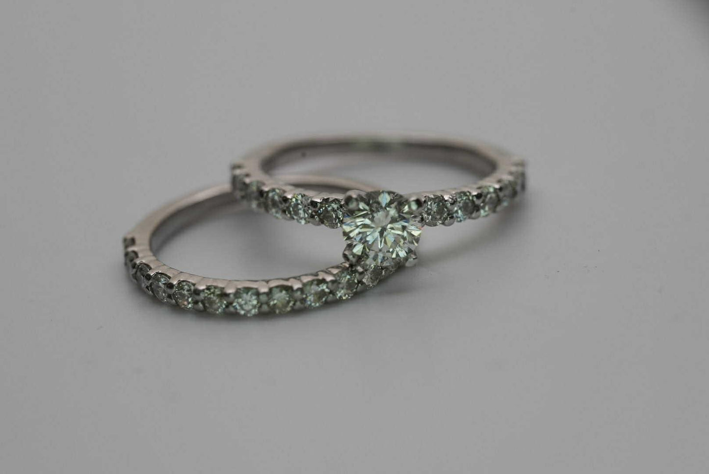 Gorgeous 950 platinum and genuine diamond wedding ring engagement set Round Brilliant size 5