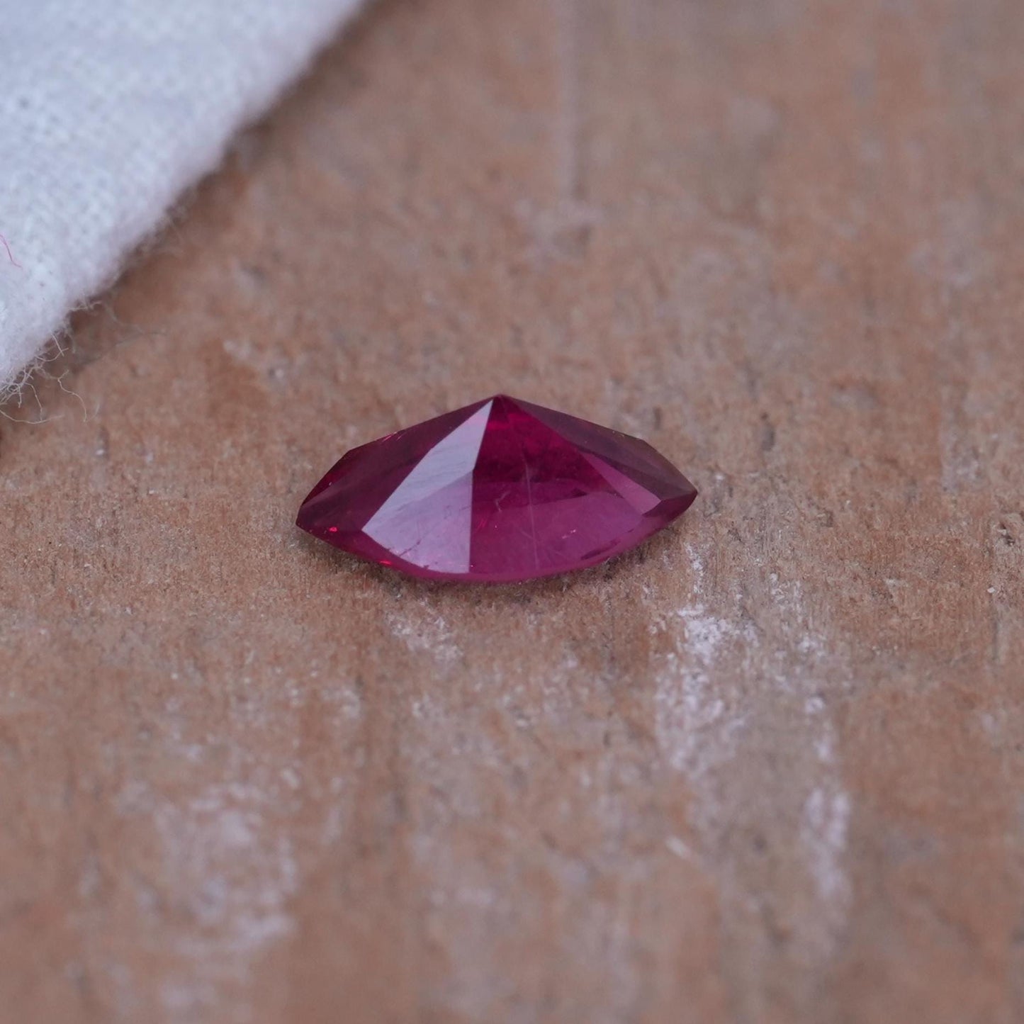 GIA 0.55 carat Red Beryl 8x4.7mm Marquise Cut, Natural Utah Bixbite