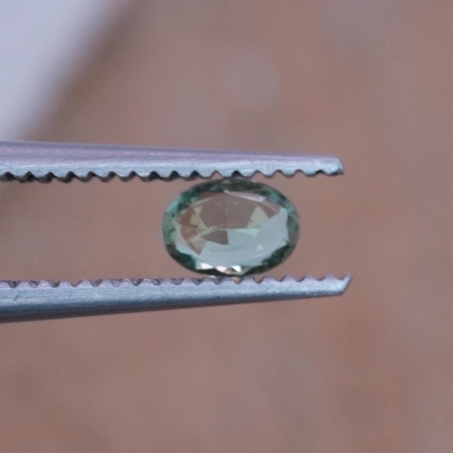 0.16 carat Natural Alexandrite 4x3mm Oval Cut, Green to Purple Color Change
