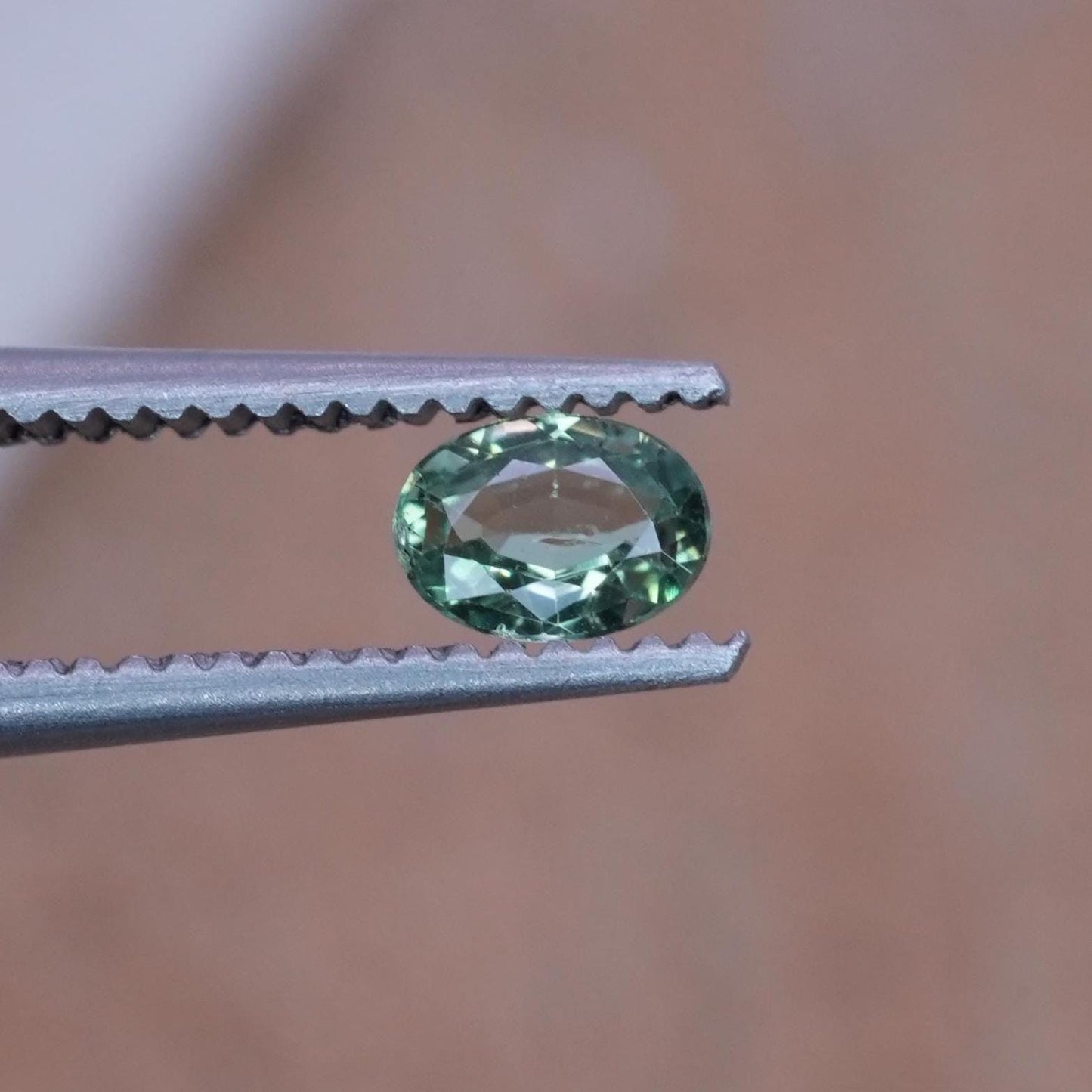 0.16 carat Natural Alexandrite 4x3mm Oval Cut, Green to Purple Color Change