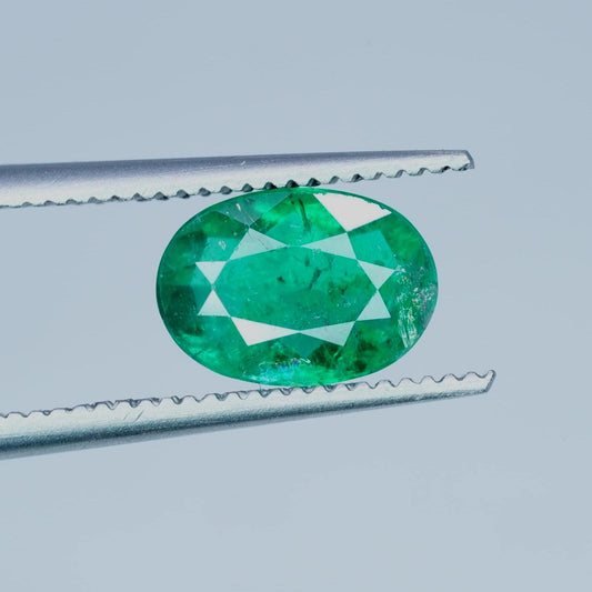 1 carat Natural Emerald 7.8x5.5mm Oval Cut