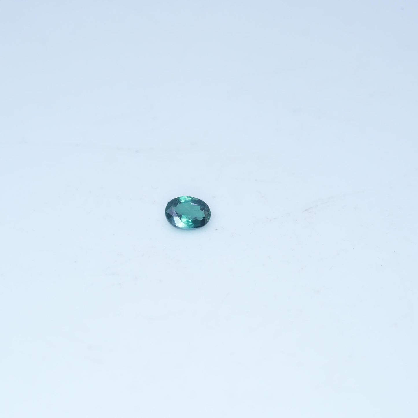 0.30 carat Natural Alexandrite 4.45x3.4mm Oval Cut, Green to Purple Color Change