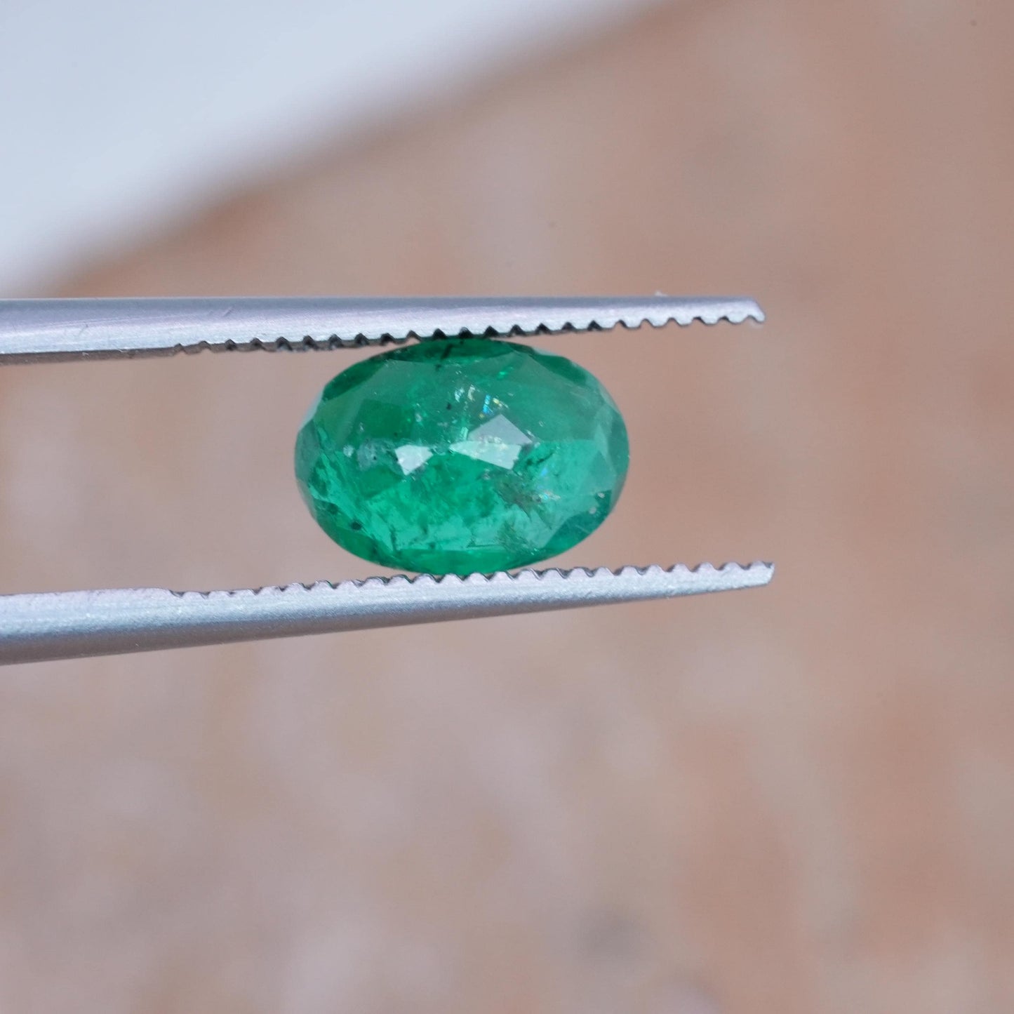 1 carat Natural Emerald 7.8x5.5mm Oval Cut