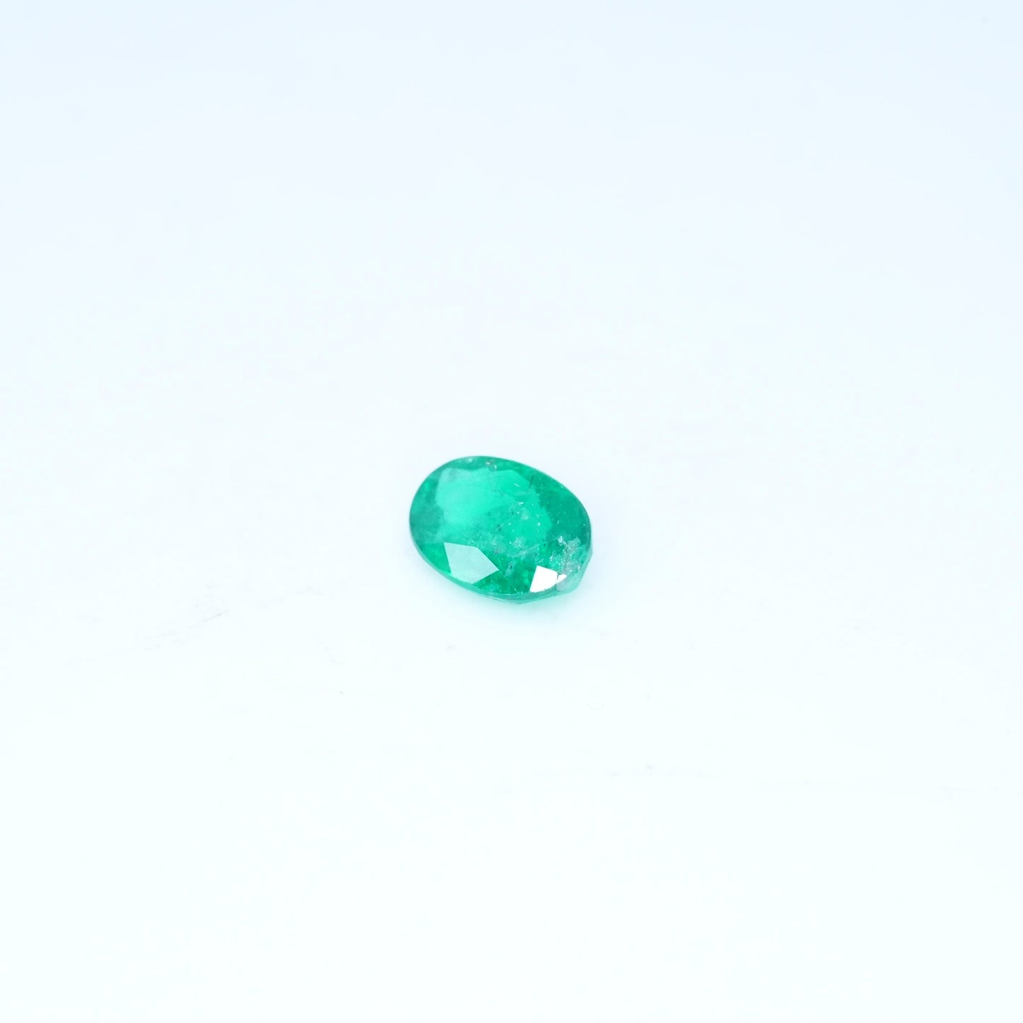 1 carat Natural Emerald 7.8x5.5mm Oval Cut