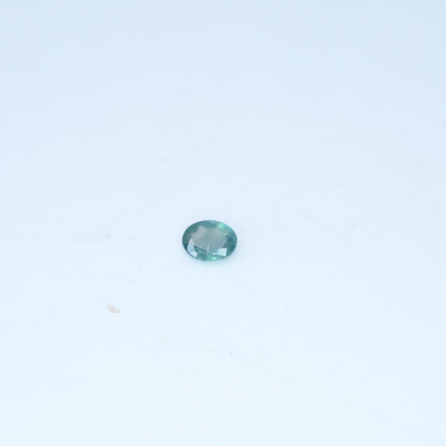 0.34 carat Natural Alexandrite 4.85x3.85mm Oval Cut, Green to Purple Color Change