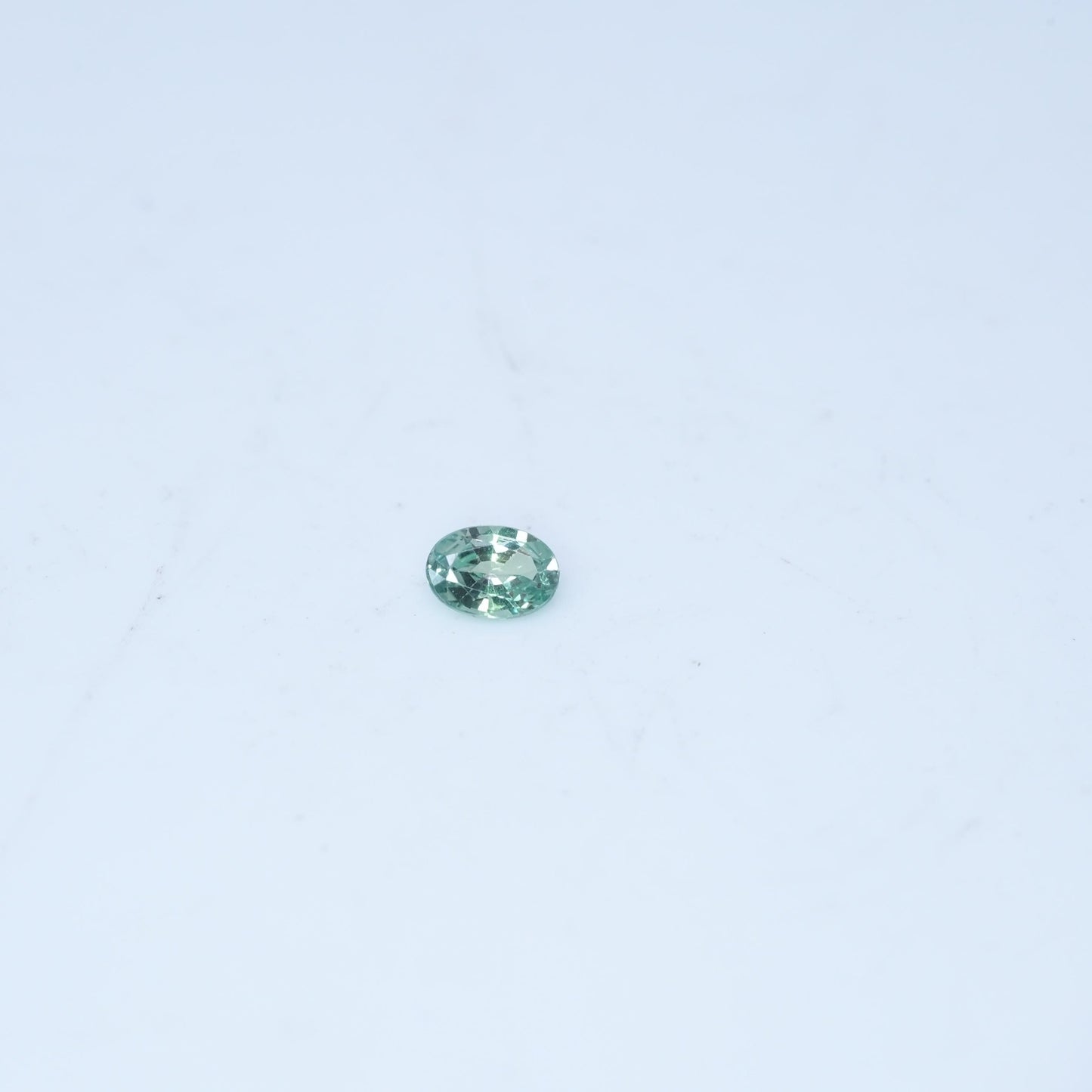 0.28 carat Natural Alexandrite 4.8x3.4mm Oval Cut, Green to Purple Color Change