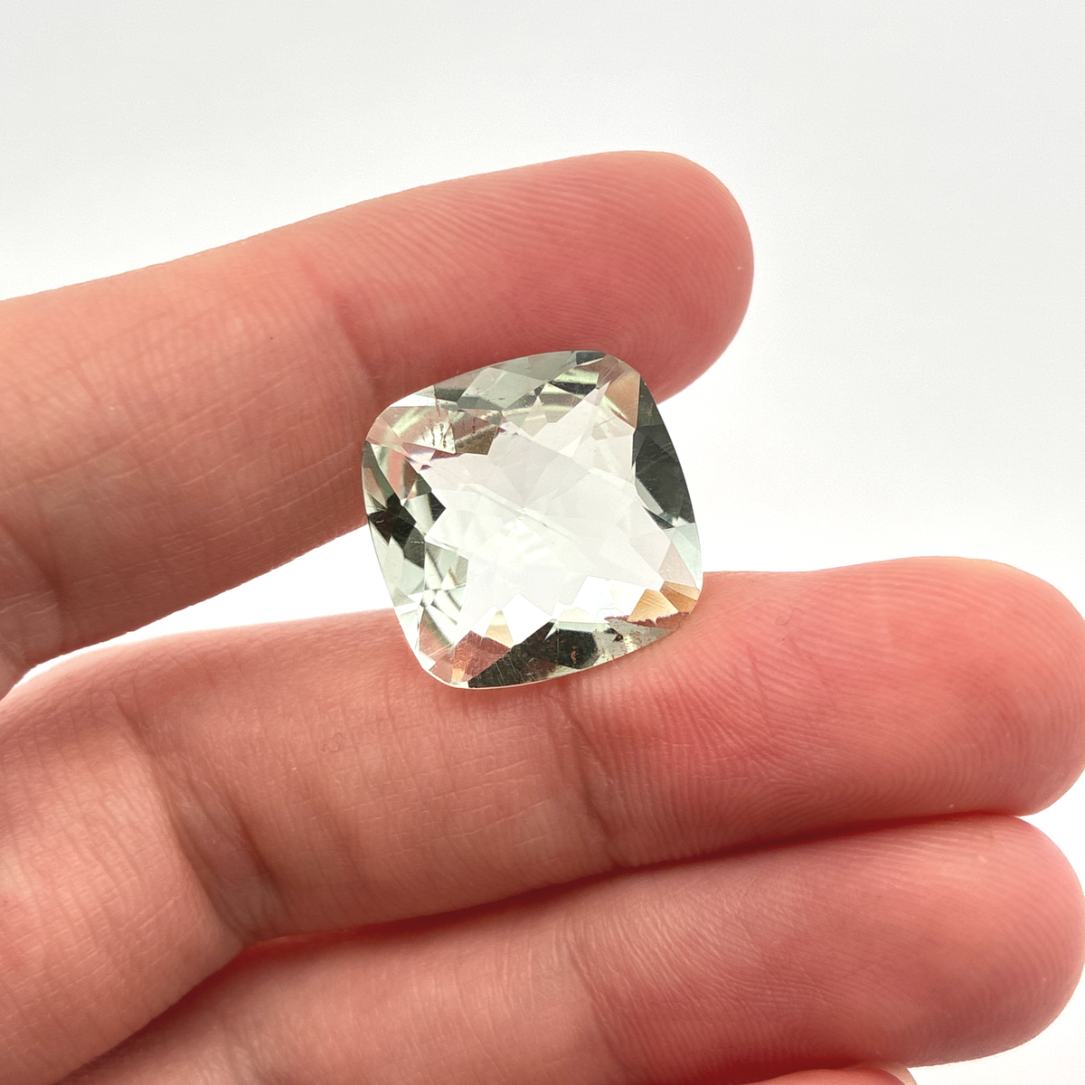 16mm Prasiolite (Light Green Quarts) 11.94 ct Cushion cut